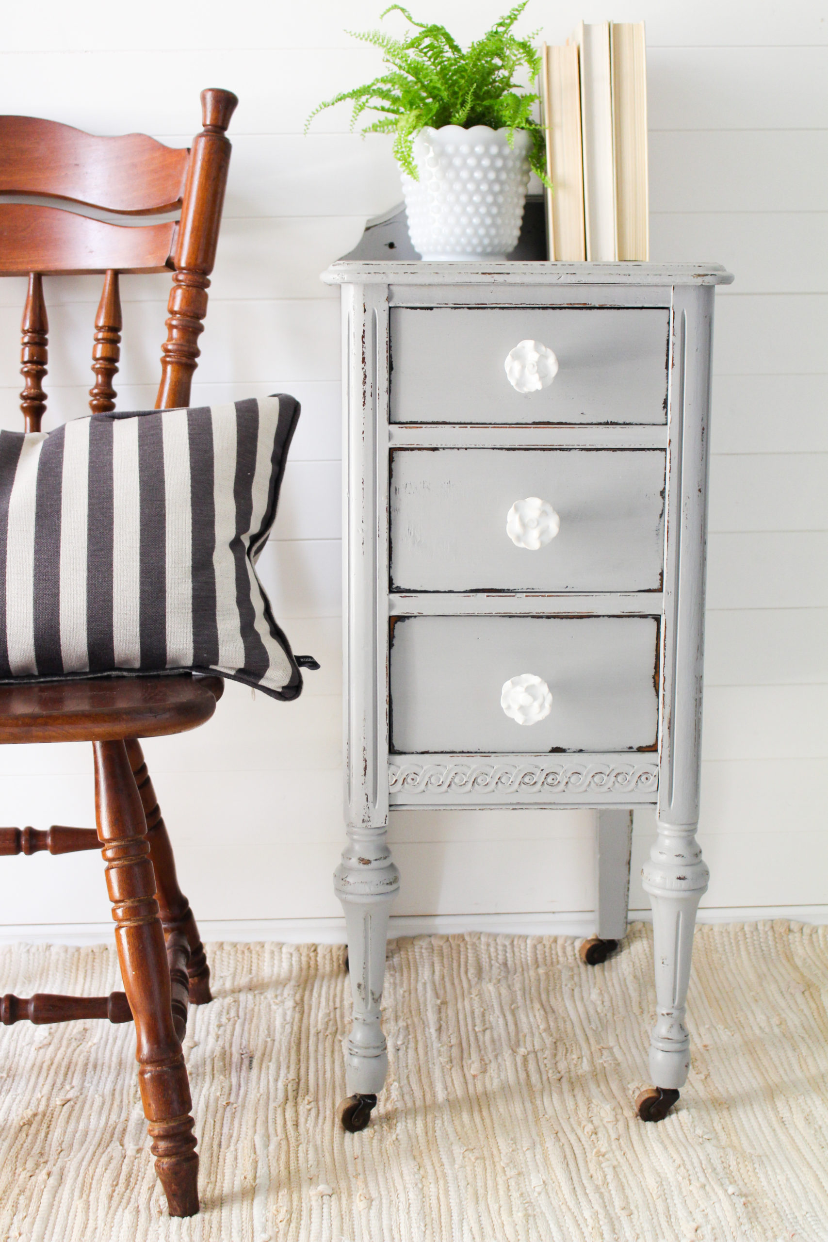 Pebble & Rose Antique End Table