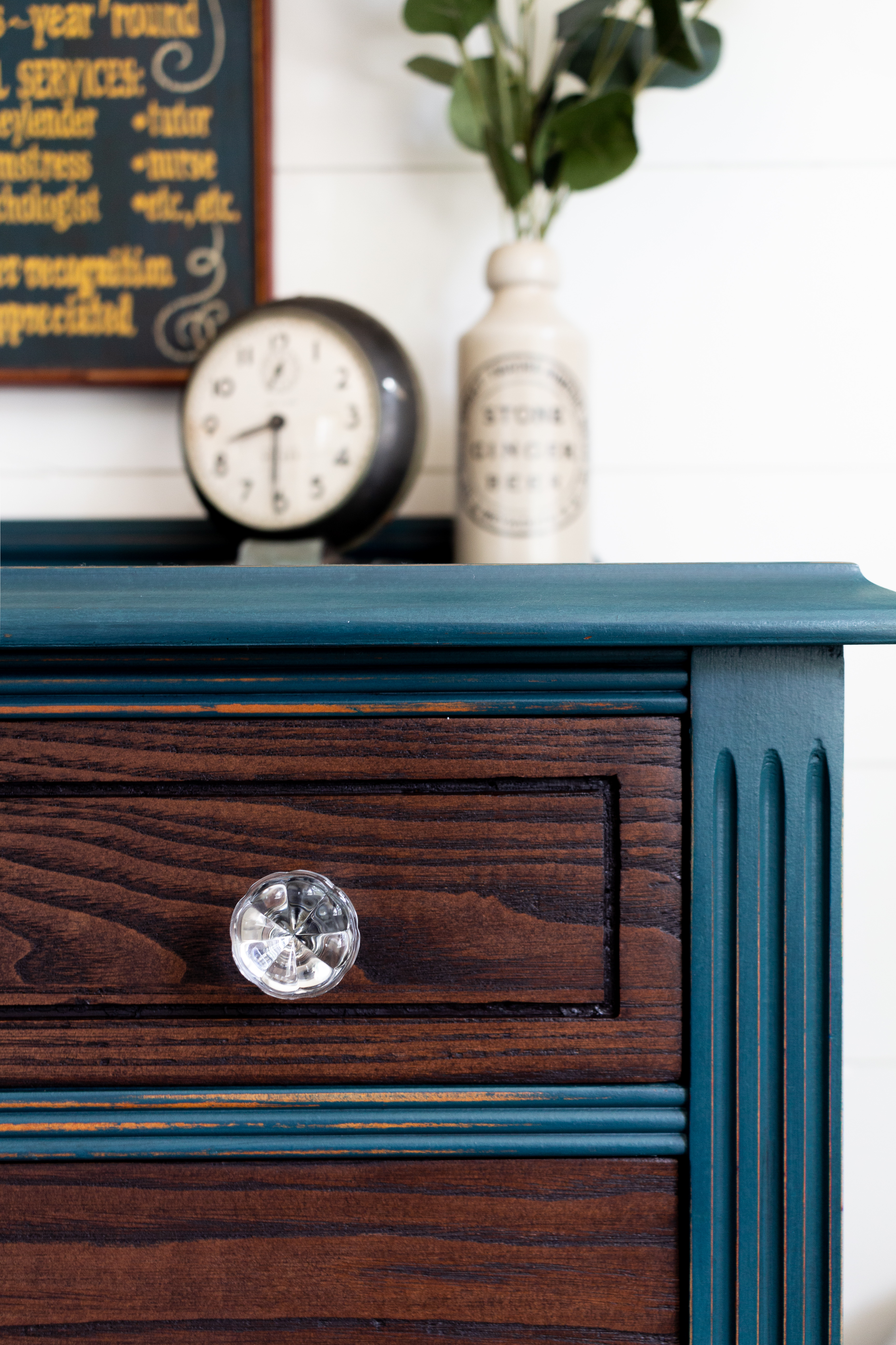 A “Weekend” Dresser in color & time…