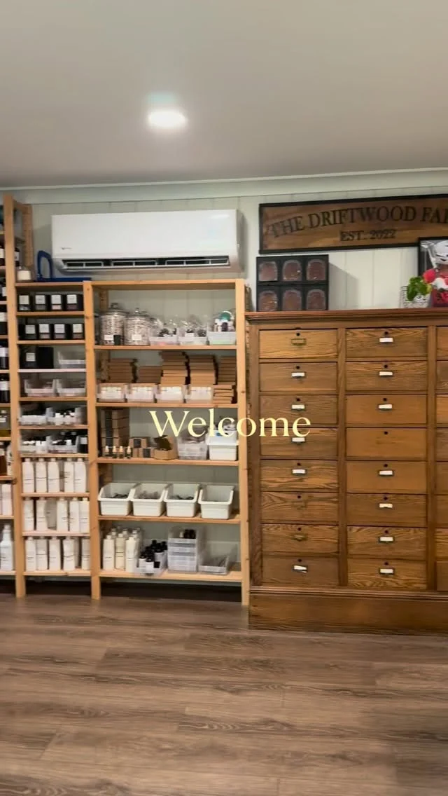 Just a gal pursuing her dream after a 21 year career in the military. Thank you all for your support! 

#shopsmall #smallbusiness #candlemaker #candleshop #cottagevibes virginia chesapeake virginia beach norfolk hampton roads entrepreneurs